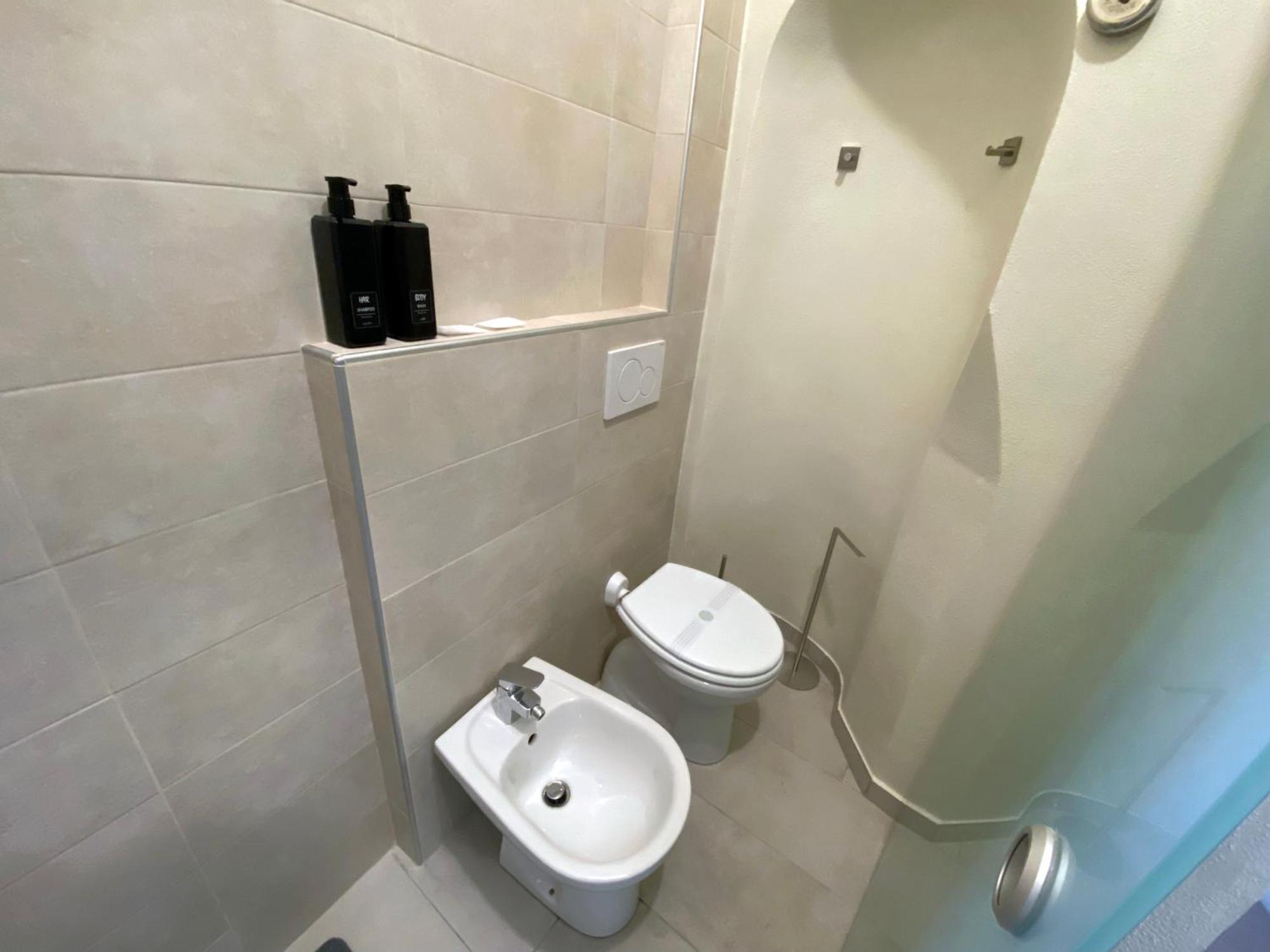 Appartamento Anna - Comfort E Stile In Centro Storico Imola Exteriér fotografie