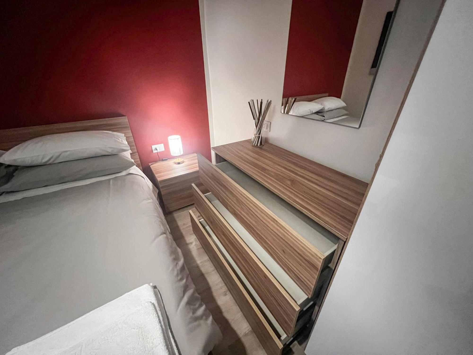 Appartamento Anna - Comfort E Stile In Centro Storico Imola Exteriér fotografie