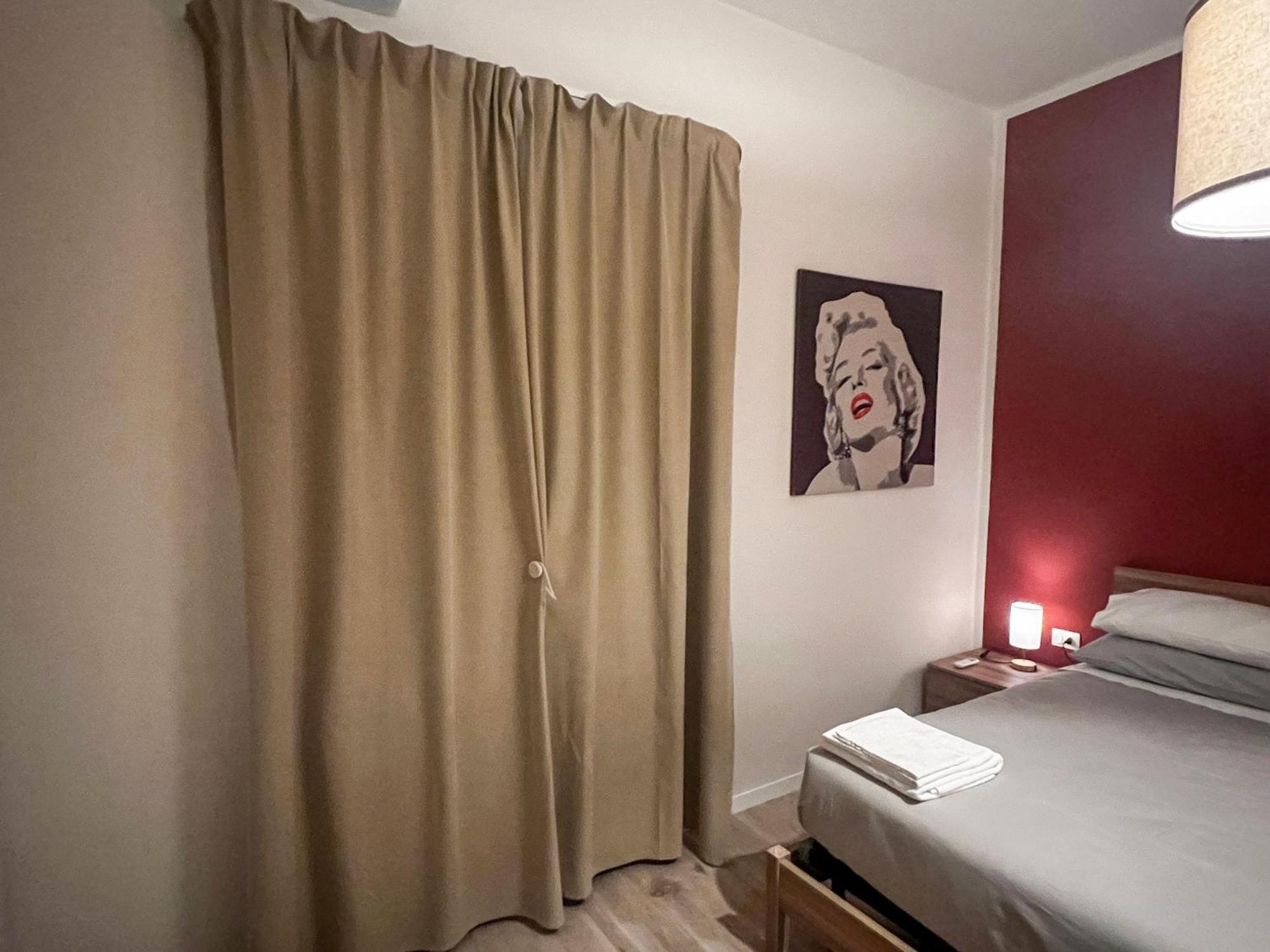 Appartamento Anna - Comfort E Stile In Centro Storico Imola Exteriér fotografie
